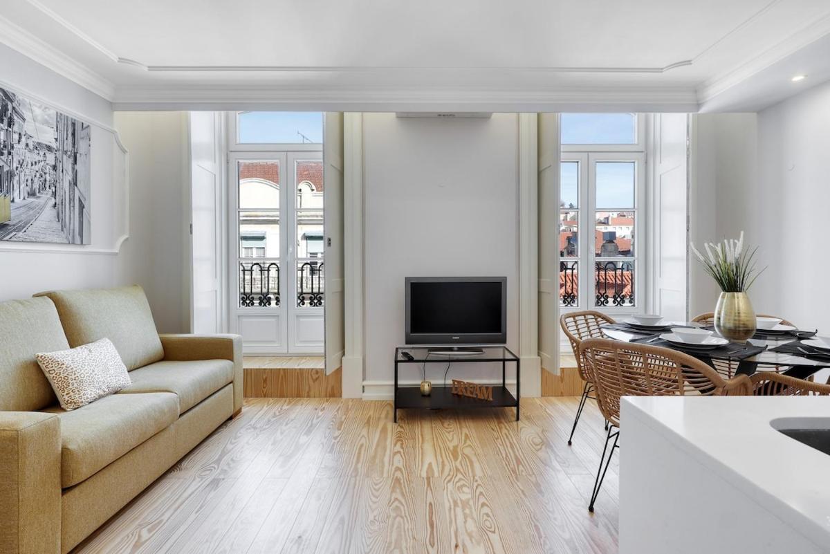 Lisbon Beautiful 2 Bedroom Apartment With Views In Rua Augusta Lisboa Ngoại thất bức ảnh